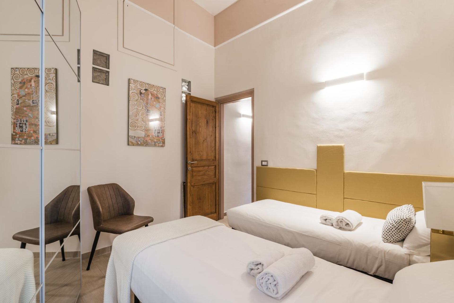The Best Rent - Two-Bedroom Apartment Near Fori Imperiali Rome Buitenkant foto